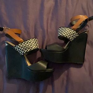 Size 7 Jessica Simpson Platform Wedges